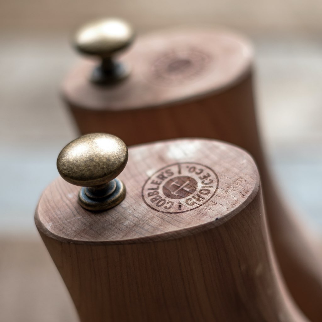 Women's Cedar Boot Tree - Image 6